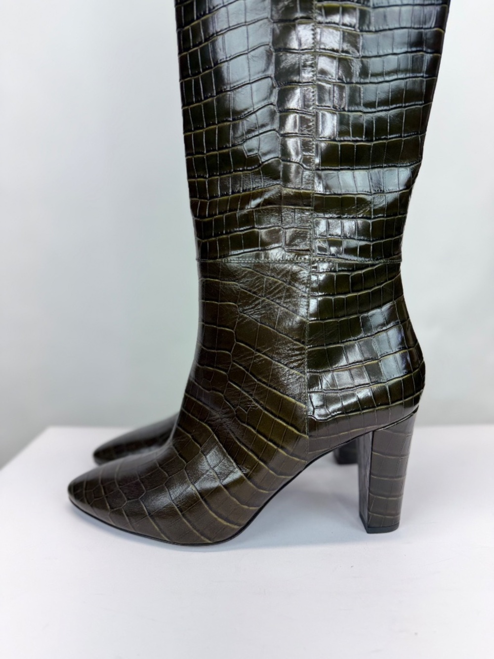 New Longchamp Croc Embossed Leather Knee High Boot Khaki Sz 10 - Picture 7 of 16